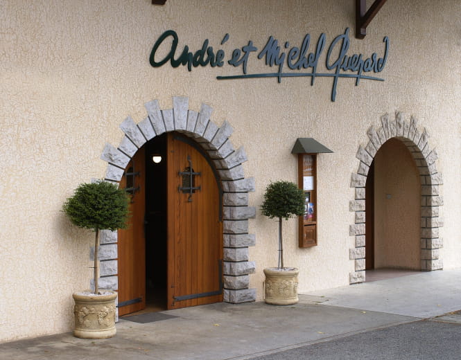 Caveau André et Michel Quenard